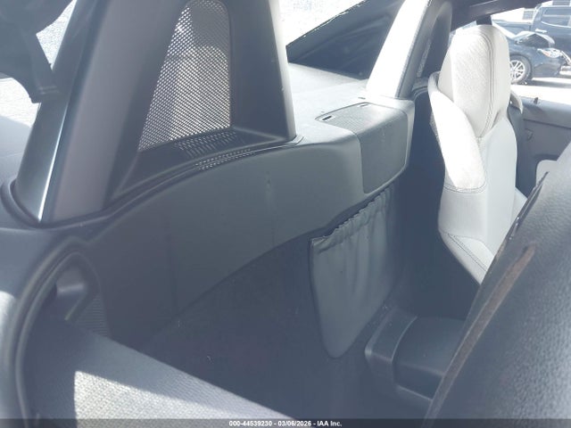 Продаж на аукціоні авто 2015 Mercedes-benz Slk 250, vin: WDDPK4HA4FF105116, номер лоту: 44539230