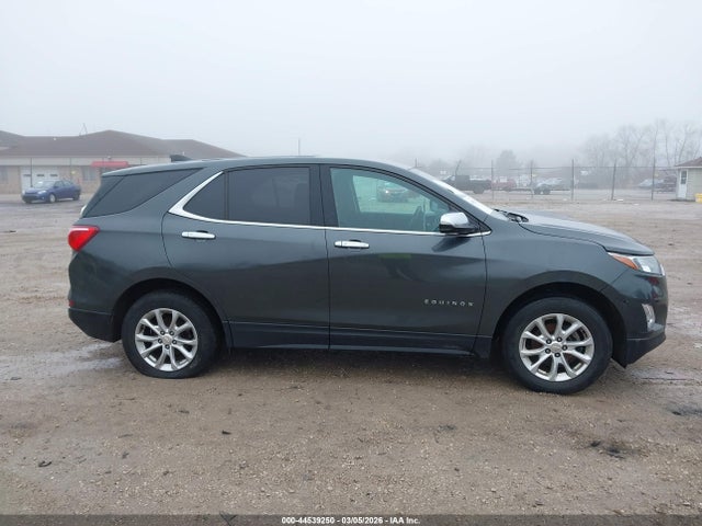 2018 Chevrolet Equinox Lt მანქანა იყიდება აუქციონზე, vin: 2GNAXSEV4J6322057, აუქციონის ნომერი: 44539250