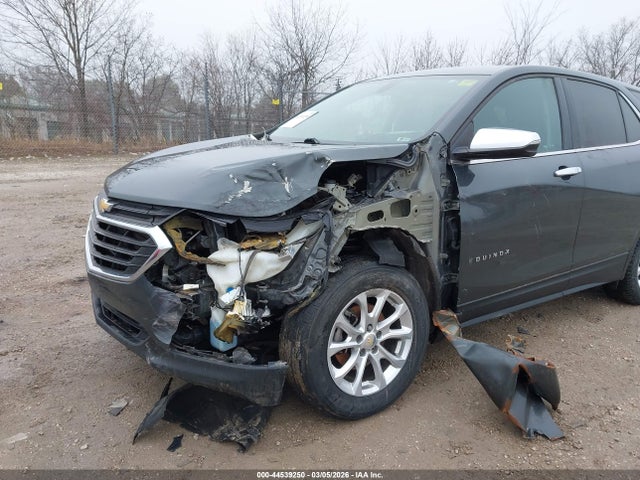2018 Chevrolet Equinox Lt მანქანა იყიდება აუქციონზე, vin: 2GNAXSEV4J6322057, აუქციონის ნომერი: 44539250