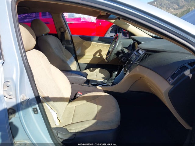 2011 HYUNDAI SONATA 5NPEB4AC1BH150270 Photo 4