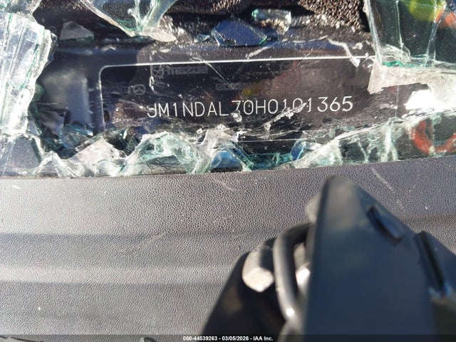 Продажа на аукционе авто 2017 Mazda Mx-5 Miata Rf Club, vin: JM1NDAL70H0101365, номер лота: 44539263