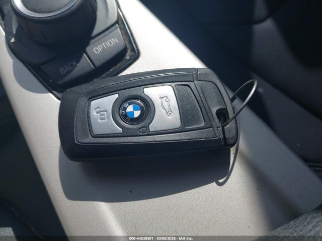 44539301 :رقم المزاد ، WBA3B1G57FNT03042 vin ، 2015 Bmw 320i مزاد بيع