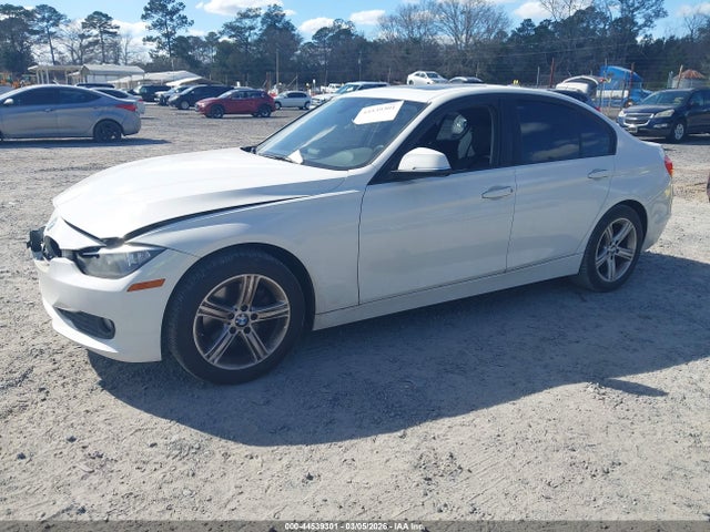 44539301 :رقم المزاد ، WBA3B1G57FNT03042 vin ، 2015 Bmw 320i مزاد بيع