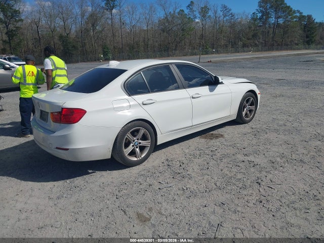 44539301 :رقم المزاد ، WBA3B1G57FNT03042 vin ، 2015 Bmw 320i مزاد بيع