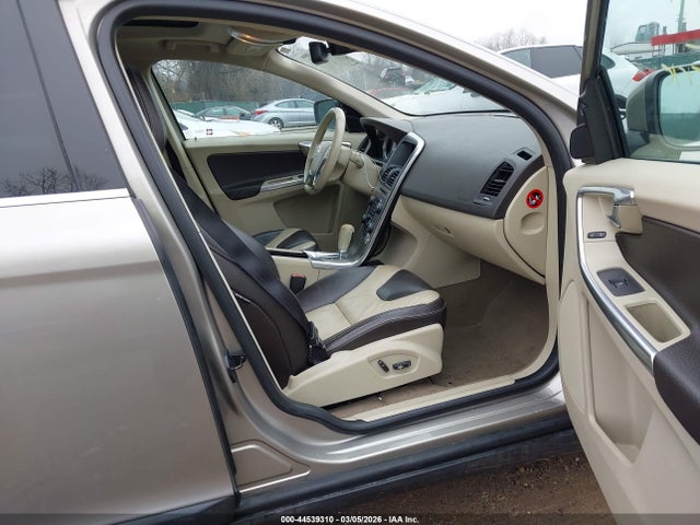 2012 VOLVO XC60 YV4902DZ2C2292428 Photo 4