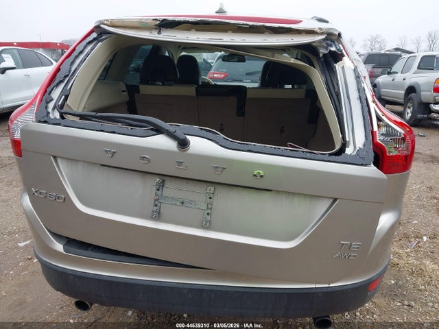 2012 VOLVO XC60 YV4902DZ2C2292428 Photo 5