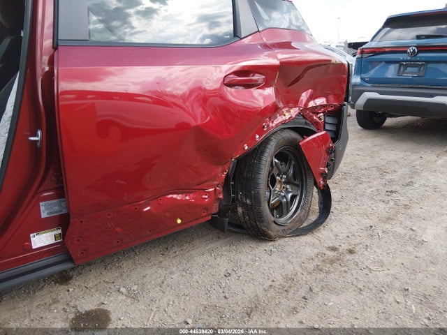 3N8AP6CE0TL335068 Nissan KICKS SV