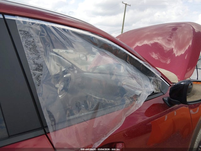 3N8AP6CE0TL335068 Nissan KICKS SV