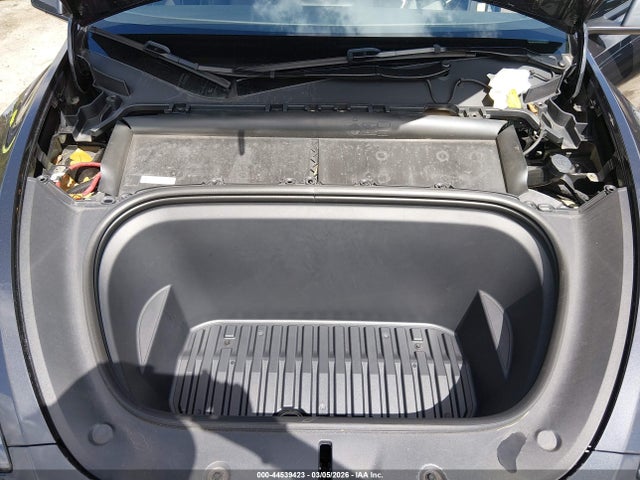 2024 TESLA MODEL Y 7SAYGDED3RF109930 Photo 9