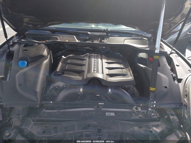 2016 PORSCHE CAYENNE WP1AD2A23GLA72337 Photo 9