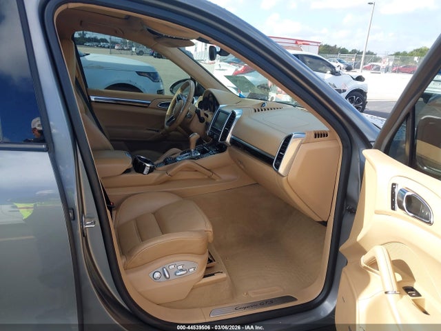 2016 PORSCHE CAYENNE WP1AD2A23GLA72337 Photo 4