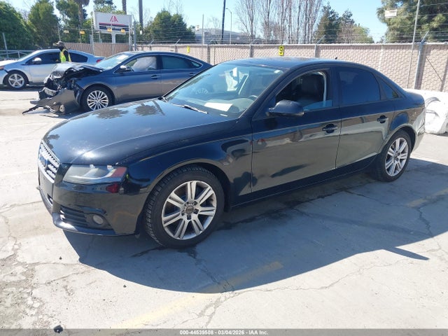 2011 AUDI A4 WAUAFAFL6BN015602 Photo 1