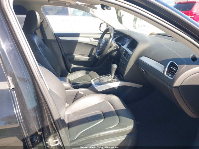 2011 AUDI A4 WAUAFAFL6BN015602 Photo 4