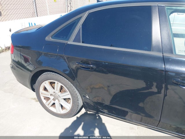 2011 AUDI A4 WAUAFAFL6BN015602 Photo 5