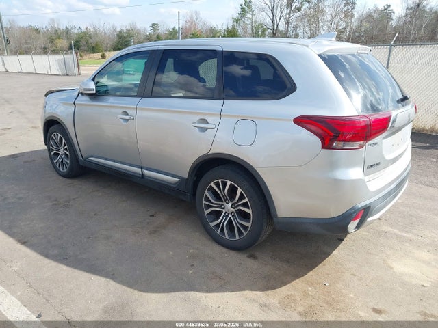 Продаж на аукціоні авто 2018 Mitsubishi Outlander Se, vin: JA4AD3A35JJ002108, номер лоту: 44539535
