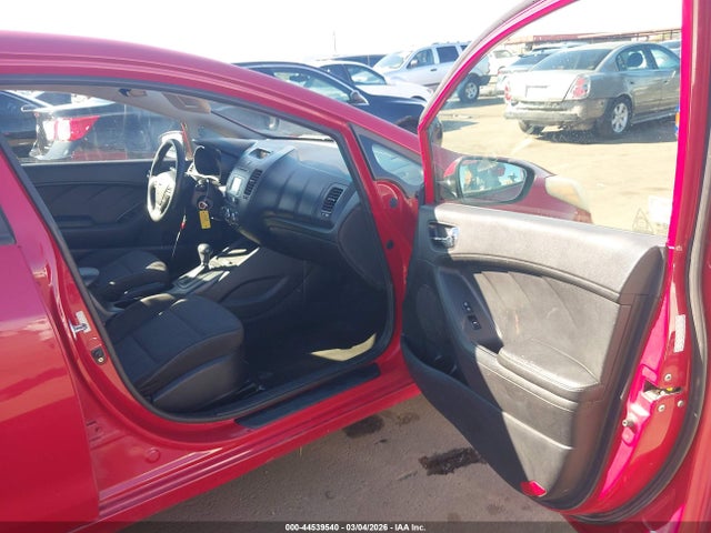 KNAFX4A65G5597561 KIA FORTE LX