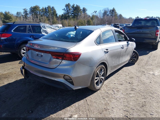 3KPF24AD8RE779990 KIA Forte Lxs