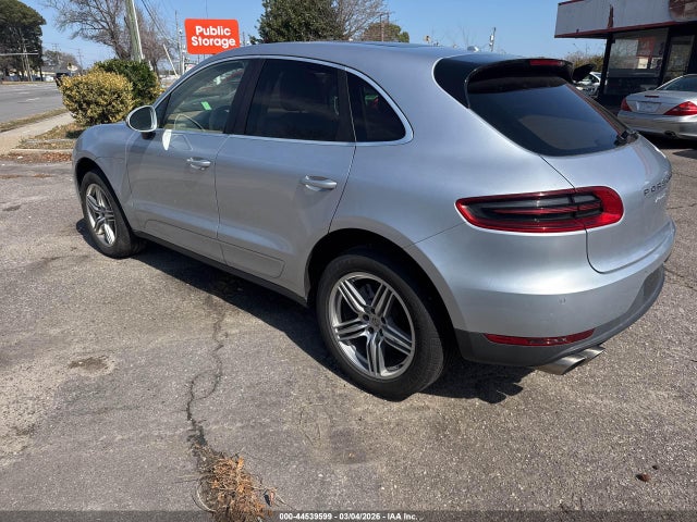 2015 PORSCHE MACAN WP1AB2A59FLB54832 Photo 2