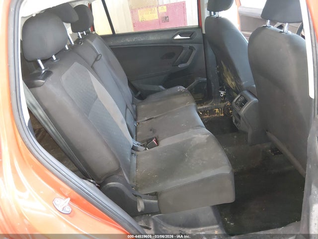 44539605 :رقم المزاد ، 3VV0B7AXXKM194858 vin ، 2019 Volkswagen Tiguan 2.0t S مزاد بيع