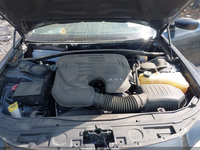 2018 CHRYSLER 300 2C3CCAAG6JH222825 Photo 9