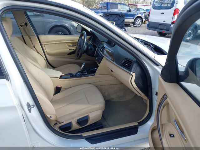 Aukcja sprzedaży 2015 Bmw 320i, vin: WBA3B1C51FK138144, numer aukcji: 44539633