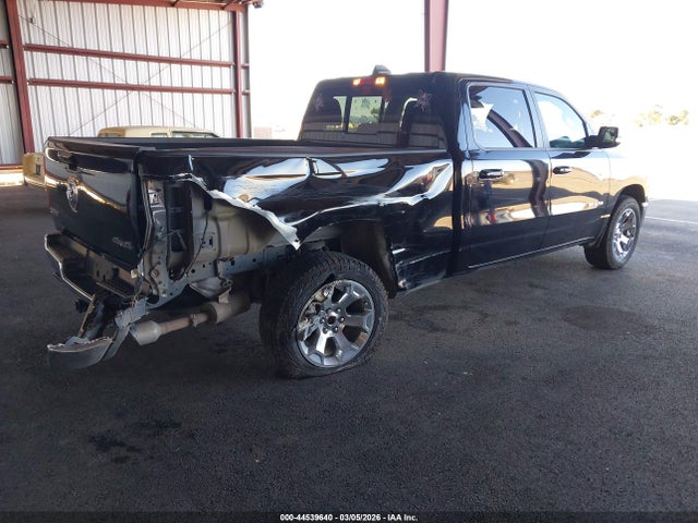 Продажа на аукционе авто 2021 Ram 1500 Big Horn  4x4 6'4 Box, vin: 1C6SRFMT7MN571099, номер лота: 44539640