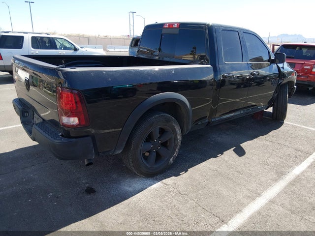 1C6RR6GGXKS669670 RAM 1500 Classic Warlock 4x2 6&#039;4 Box