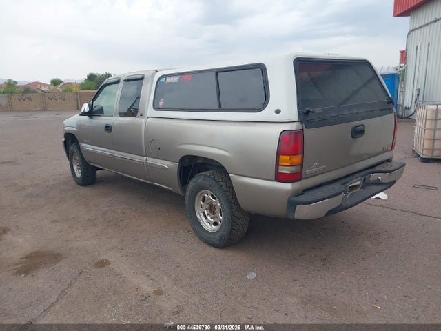 2000 GMC SIERRA 2500 1GTFC29U0YZ156808 Photo 2