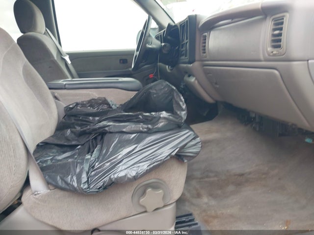 2000 GMC SIERRA 2500 1GTFC29U0YZ156808 Photo 4