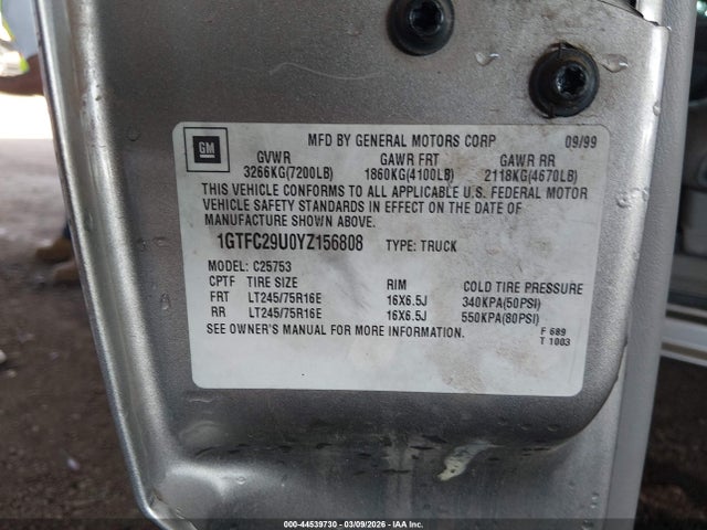 2000 GMC SIERRA 2500 1GTFC29U0YZ156808 Photo 8