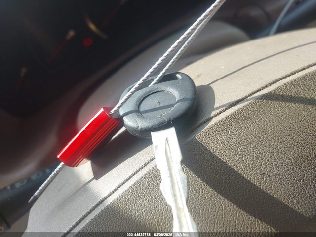 2005 CADILLAC STS 1G6DW677250224922 Photo 10