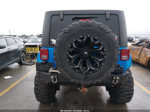 1C4BJWDG3FL502718 Jeep Wrangler Unlimited Sport