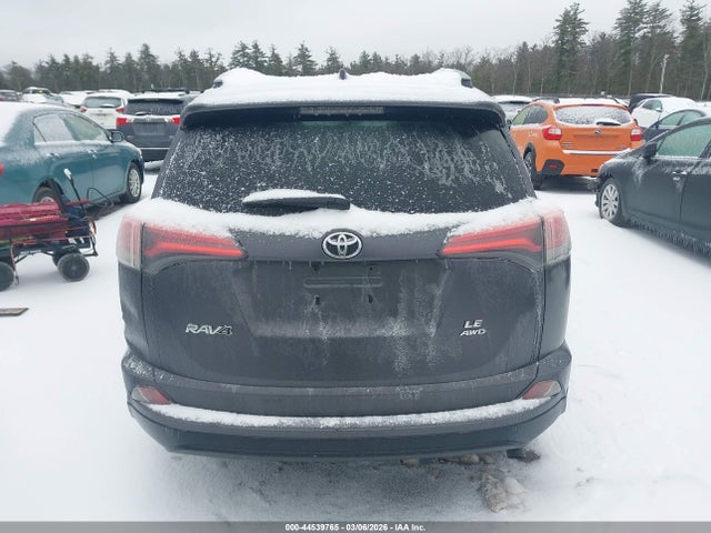 JTMBFREV2HJ701841 Toyota RAV4 LE