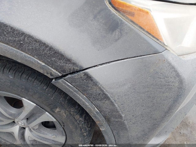 JTMBFREV2HJ701841 Toyota RAV4 LE
