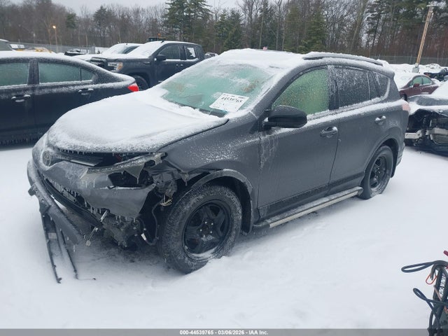 JTMBFREV2HJ701841 Toyota RAV4 LE