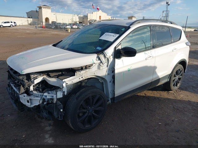 Ford ESCAPE SE 2017 1FMCU0GD2HUA93386 Image 2