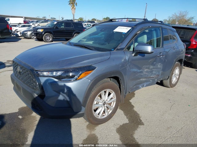 Toyota Corolla Cross Le 2022 7MUBAAAG1NV009341 Image 2