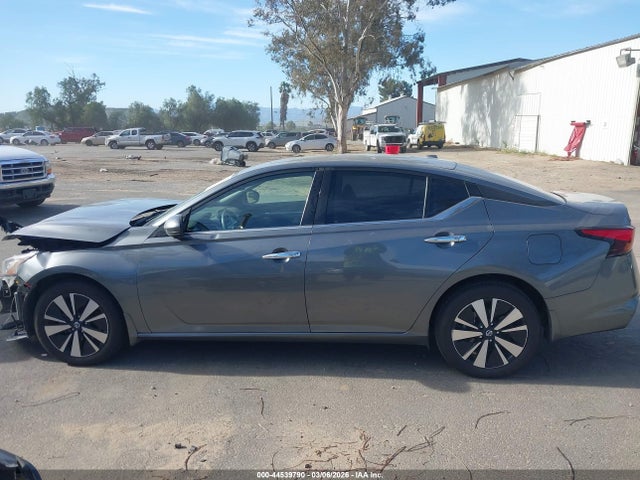 1N4BL4FW5MN373097 Nissan Altima Platinum Intelligent Awd