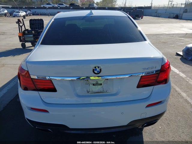 WBAYA6C59FGK16663 BMW 740I