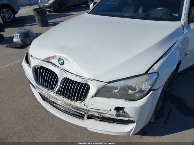 2015 BMW 740I WBAYA6C59FGK16663 Photo 5