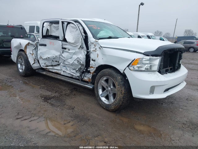 44539812 :رقم المزاد ، 1C6RR7KT9FS731494 vin ، 2015 Ram 1500 Express مزاد بيع