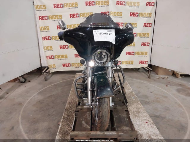 2012 HARLEY-DAVIDSON FLHX 1HD1KBM10CB600814 Photo 4