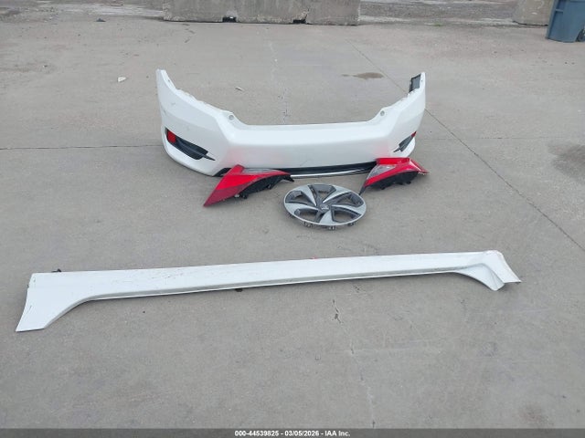 2020 Honda Civic Lx მანქანა იყიდება აუქციონზე, vin: 19XFC2F69LE016475, აუქციონის ნომერი: 44539825