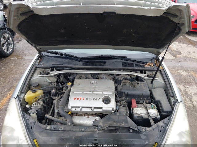 2002 Lexus Es 300 მანქანა იყიდება აუქციონზე, vin: JTHBF30G825023200, აუქციონის ნომერი: 44539846