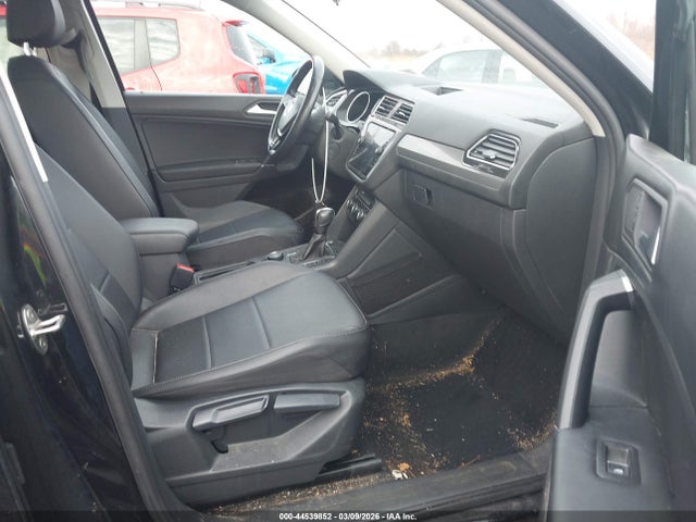 Продаж на аукціоні авто 2020 Volkswagen Tiguan 2.0t Se/2.0t Se R-line Black/2.0t Sel, vin: 3VV2B7AX2LM041191, номер лоту: 44539852