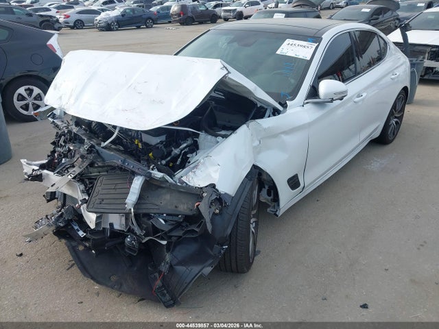 KMTG24SC1TU160393 Genesis G70 2.5t Rwd Prestige