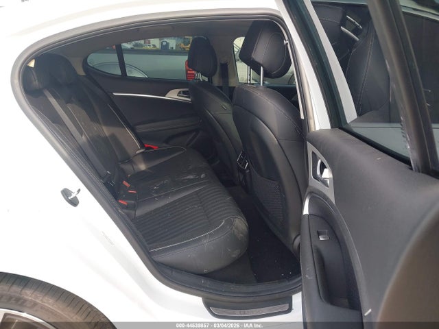 KMTG24SC1TU160393 Genesis G70 2.5t Rwd Prestige