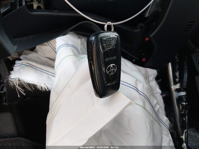 Продажа на аукционе авто 2023 Toyota Rav4 Xle, vin: 2T3W1RFV6PW250900, номер лота: 44539902