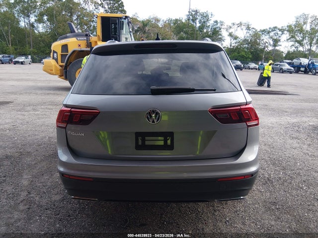 44539923 :رقم المزاد ، 3VV1B7AX2LM034625 vin ، 2020 Volkswagen Tiguan 2.0t S مزاد بيع