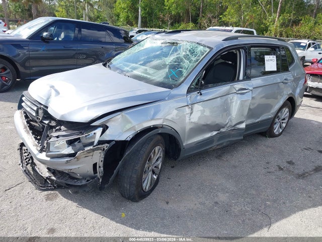 44539923 :رقم المزاد ، 3VV1B7AX2LM034625 vin ، 2020 Volkswagen Tiguan 2.0t S مزاد بيع